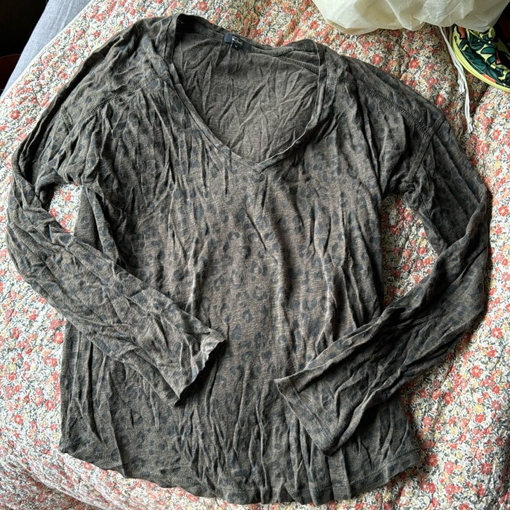 Rails LS V neck linen top